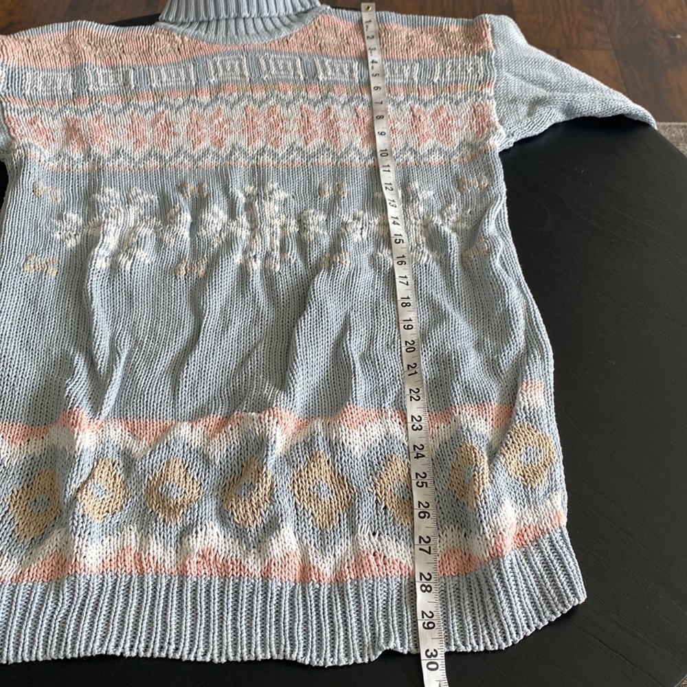 Vintage 1980’s Max and Diane blue and pink Cottagecore turtleneck sweater - Picture 4 of 7